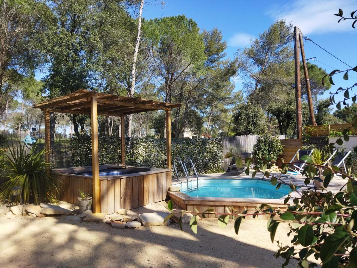 Maison 5 Personnes En Garrigue - Piscine-Spa Prive Langlade Екстериор снимка